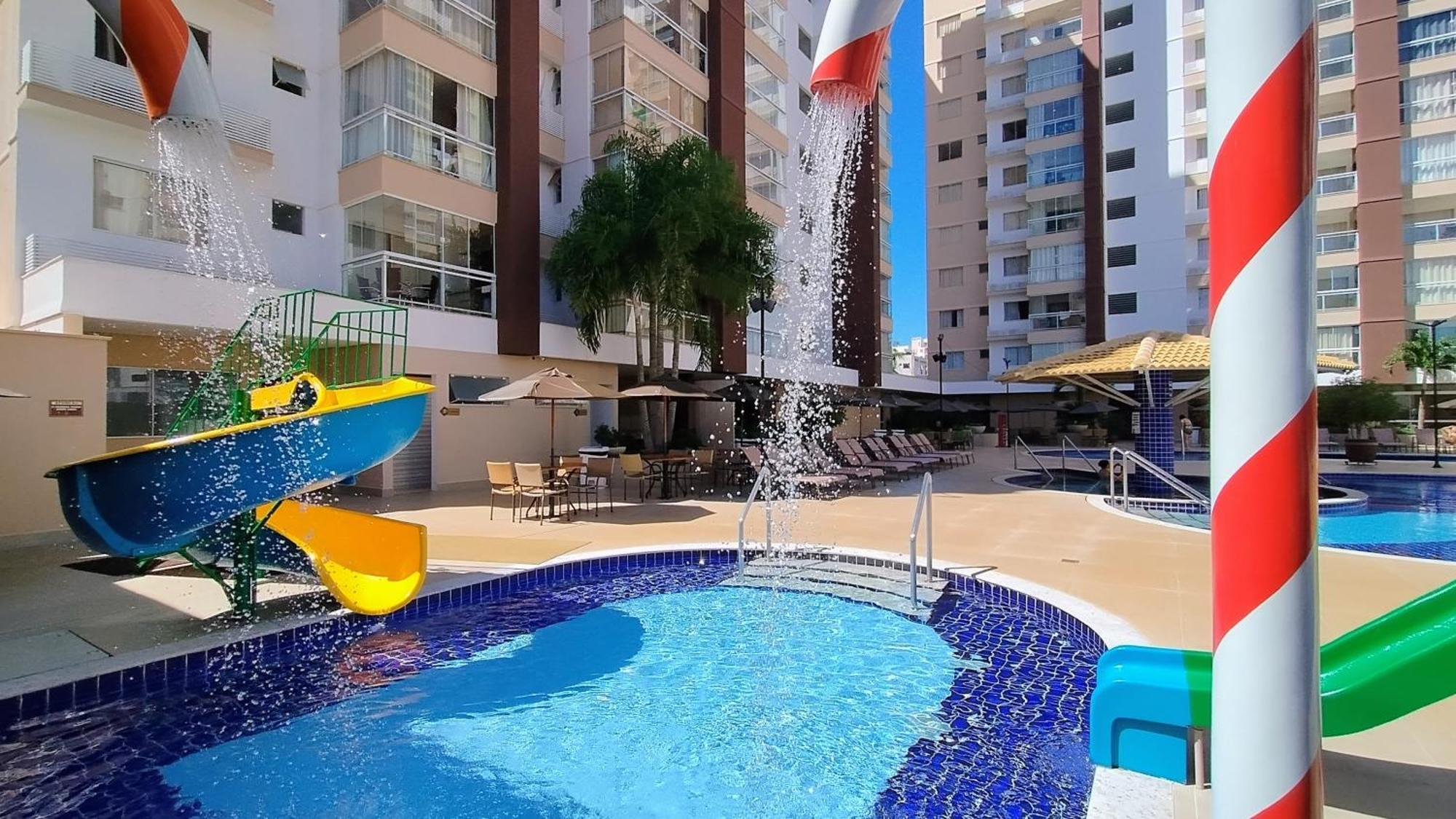 Casa Da Madeira Caldas Novas - Achei Ferias - Com Roupa De Cama Bagian luar foto