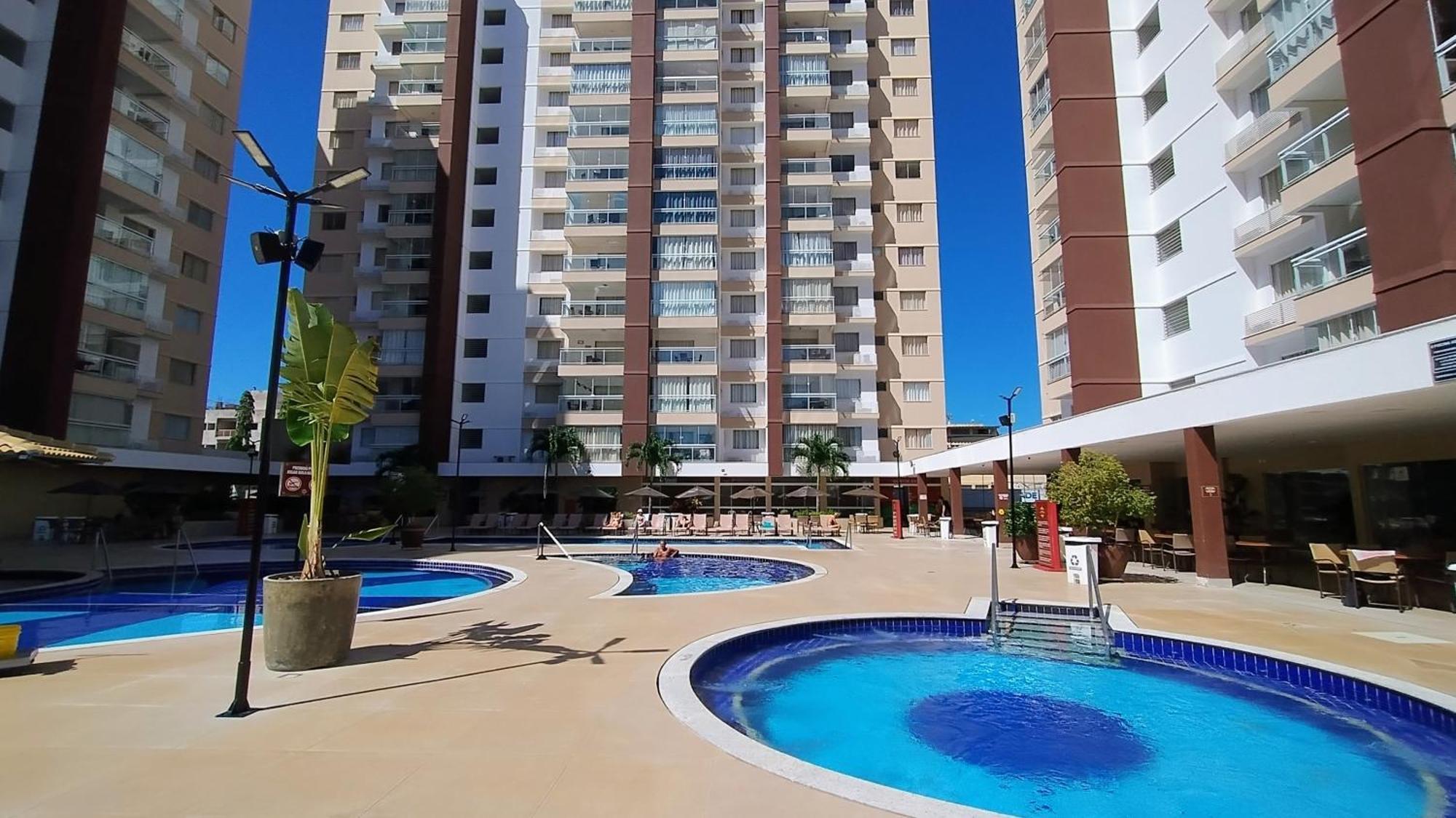 Casa Da Madeira Caldas Novas - Achei Ferias - Com Roupa De Cama Bagian luar foto