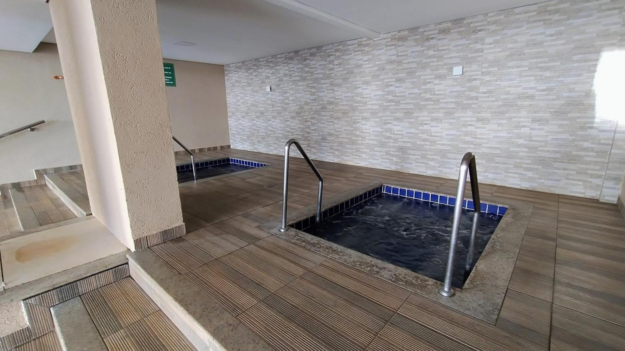 Casa Da Madeira Caldas Novas - Achei Ferias - Com Roupa De Cama Bagian luar foto