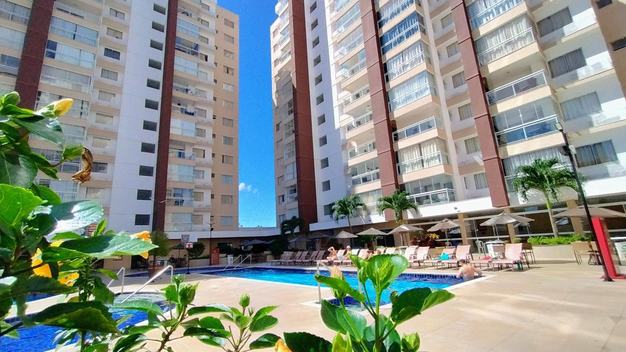 Casa Da Madeira Caldas Novas - Achei Ferias - Com Roupa De Cama Bagian luar foto
